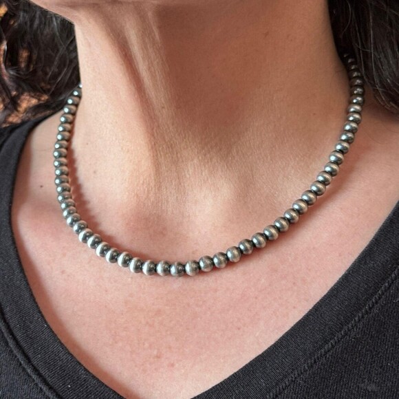 Sterling Silver Southwestern Style 6 mm Navajo Pearl Beads 16"- 18" Necklace - Picture 6 of 10